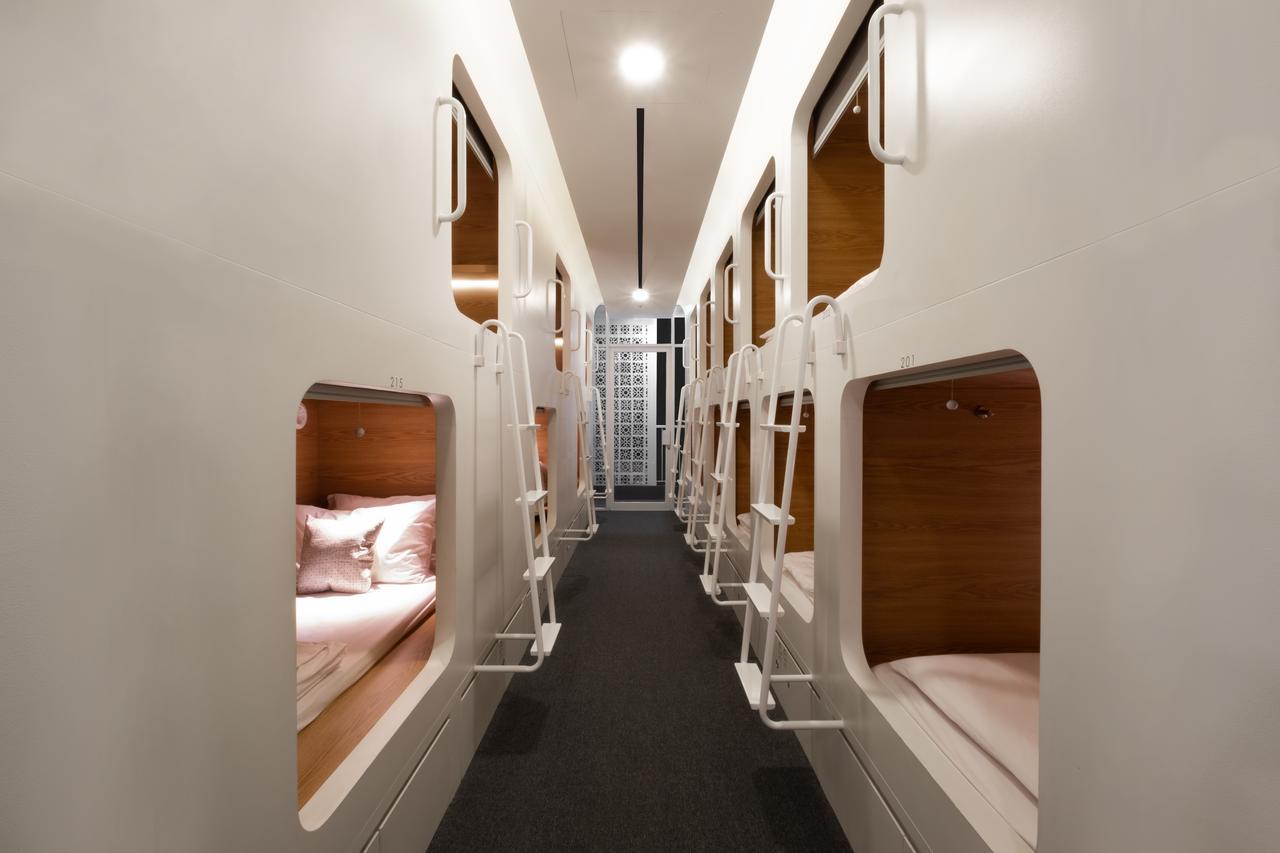 Kini Capsule Hostel Jakarta Hostel Bedden foto